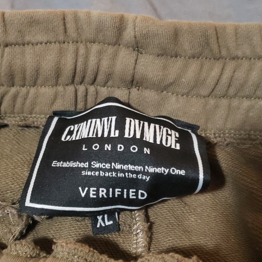 Joggers - Picture 3 of 3
